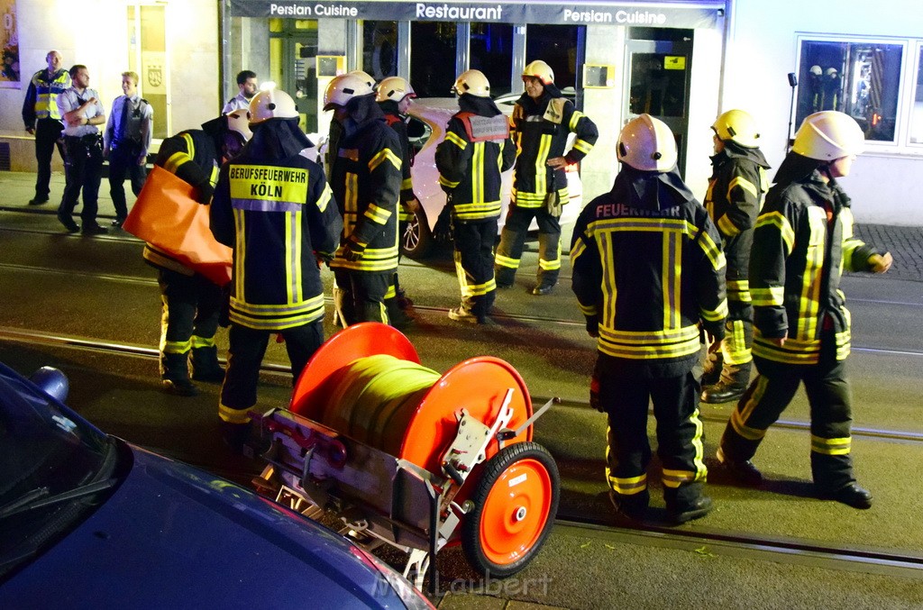 VU Pkw Strab PKlemm Koeln Altstadt Jahnstr P083.JPG - Miklos Laubert